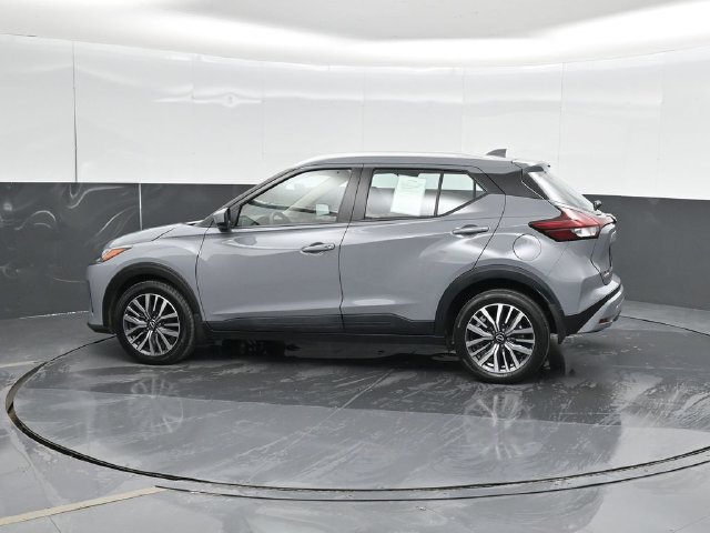 Used 2023 Nissan Kicks SV FWD image 10