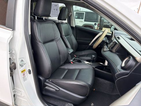 Used 2013 Toyota RAV4 XLE FWD image 21
