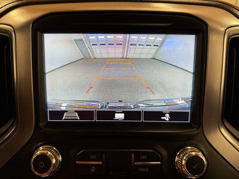 Used 2020 GMC Sierra 1500 SLT AWD/4WD image 19