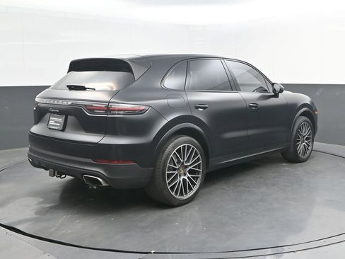 Certified 2022 Porsche Cayenne AWD/4WD image 7