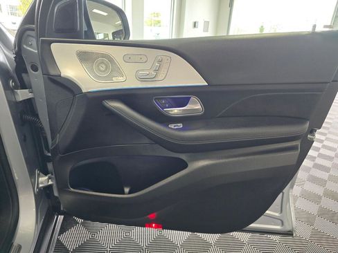 Used 2025 Mercedes-Benz GLE 350 4MATIC image 43