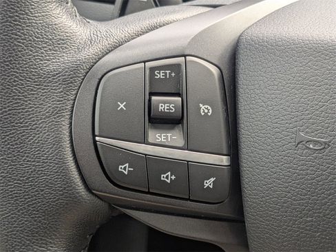 Used 2020 Ford Explorer XLT image 29