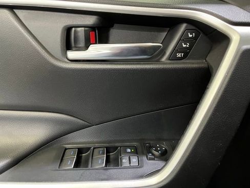 Certified 2022 Toyota RAV4 XLE Premium AWD/4WD image 12