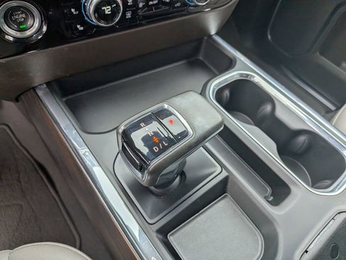 Certified 2023 GMC Sierra 1500 SLT w/ SLT Convenience Package AWD/4WD image 20