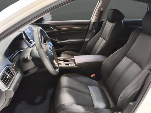 Used 2019 Honda Accord EX image 12
