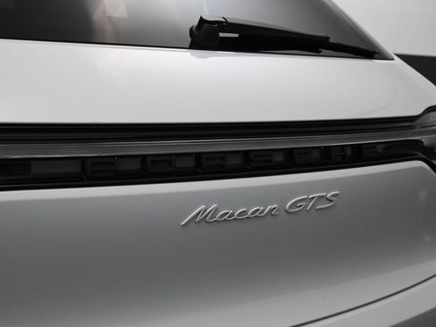 Certified 2022 Porsche Macan GTS AWD/4WD image 14