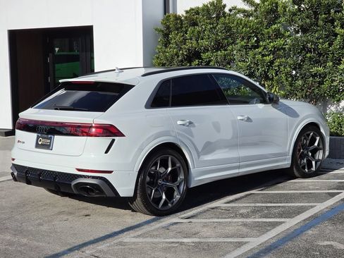 Used 2025 Audi RS Q8 performance AWD/4WD image 4