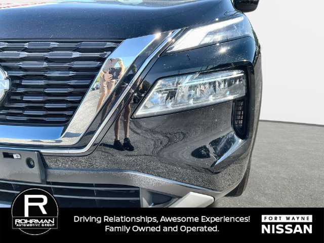 Certified 2023 Nissan Rogue SV AWD/4WD image 41