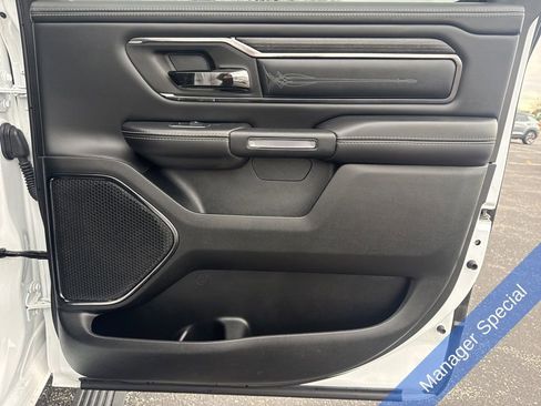 Used 2022 RAM 1500 Limited w/ Body-Colour Bumper Group image 26