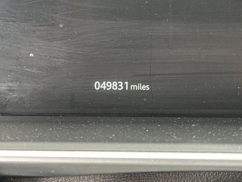 Used 2020 Land Rover Range Rover HSE image 34