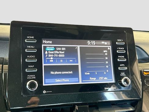 Used 2021 Toyota Camry LE FWD image 18