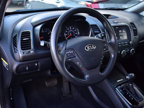 Used 2018 Kia Forte LX w/ LX Popular Package image 28