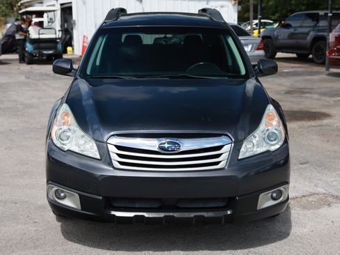 Used 2010 Subaru Outback 2.5i Premium AWD/4WD image 19