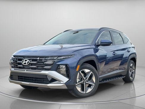 New 2026 Hyundai Tucson SEL FWD image 2