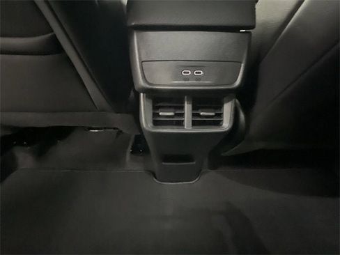 New 2026 Chevrolet Equinox LT w/ Convenience Package II image 21