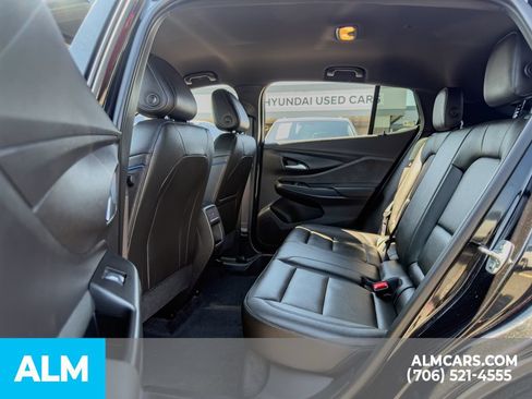 Used 2024 Buick Envista Sport Touring FWD image 18
