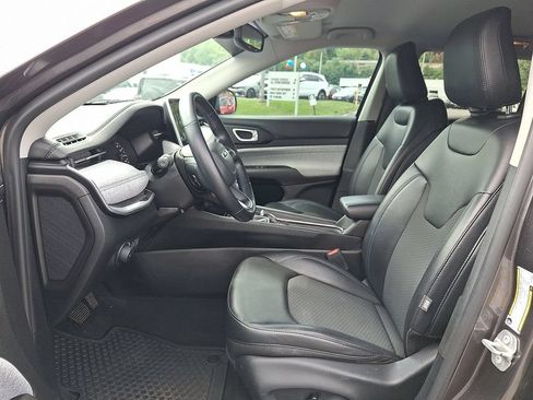 Used 2022 Jeep Compass Latitude w/ Convenience Group AWD/4WD image 14