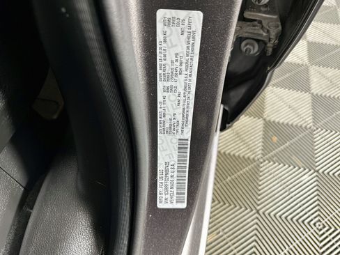 Used 2023 RAM 1500 Big Horn AWD/4WD image 12