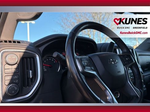 Used 2020 Chevrolet Silverado 1500 RST image 16