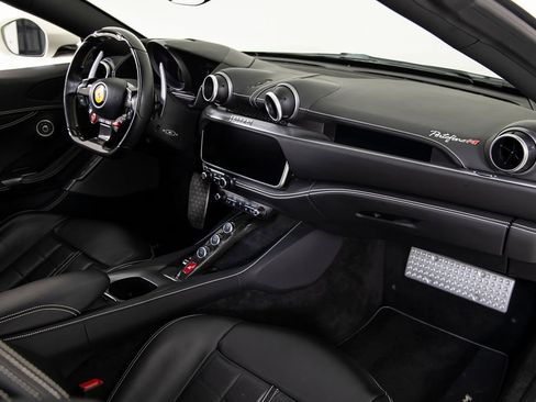 Certified 2022 Ferrari Portofino M RWD image 16
