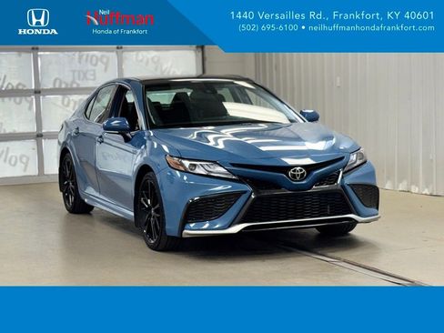 Used 2023 Toyota Camry XSE w/ Navigation Package FWD image 1