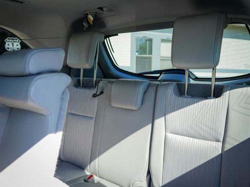 Used 2018 Toyota Highlander Plus image 20