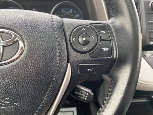 Used 2018 Toyota RAV4 XLE image 20