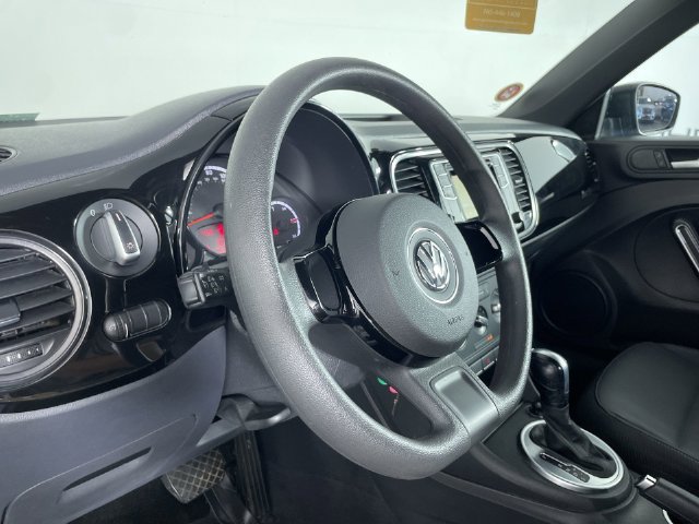 Used 2016 Volkswagen Beetle 1.8T FWD image 26