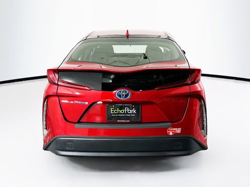 Used 2018 Toyota Prius Prime Plus FWD image 7