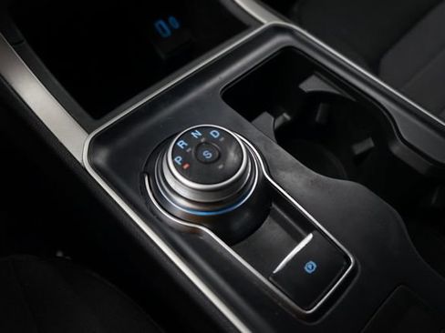 Certified 2022 Ford Edge SE image 25