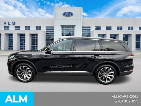 Used 2025 Lincoln Aviator Reserve AWD/4WD image 11