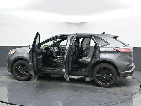 Used 2024 Ford Edge ST-Line w/ Class II Trailer Tow Package AWD/4WD image 34