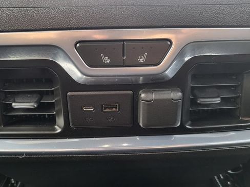 Used 2021 Chevrolet Silverado 2500 High Country w/ Z71 Off-Road Package AWD/4WD image 29