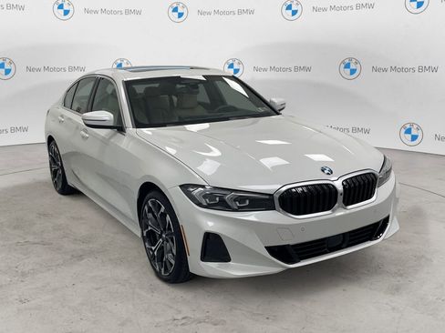 New 2025 BMW 330i xDrive Sedan w/ Premium Package image 5