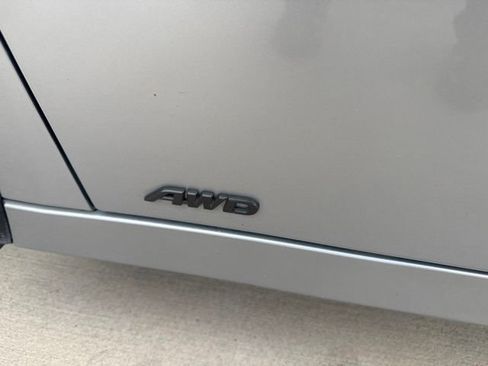 Used 2024 Toyota Prius LE AWD/4WD image 7