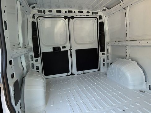 New 2026 RAM ProMaster 2500 w/ Convenience Group image 13