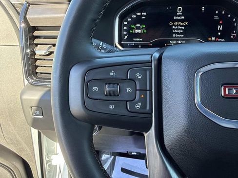 Used 2024 GMC Sierra 2500 AT4 w/ AT4 Premium Plus Package AWD/4WD image 25