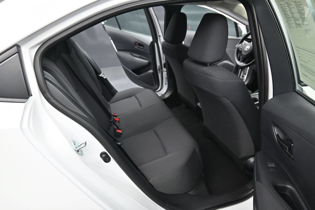 Used 2026 Toyota Corolla LE FWD image 28