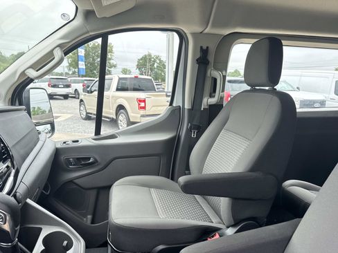 Used 2024 Ford Transit 350 XLT RWD image 15