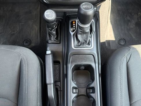 Used 2020 Jeep Wrangler Unlimited Sport AWD/4WD image 14