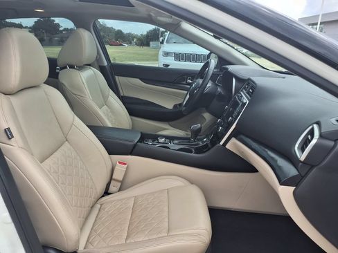 Used 2021 Nissan Maxima Platinum w/ Sport Mat Group FWD image 22