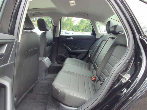 Used 2023 Volkswagen Jetta SE w/ Panoramic Sunroof Package FWD image 26