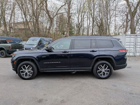 Used 2024 Jeep Grand Cherokee L Limited AWD/4WD image 10