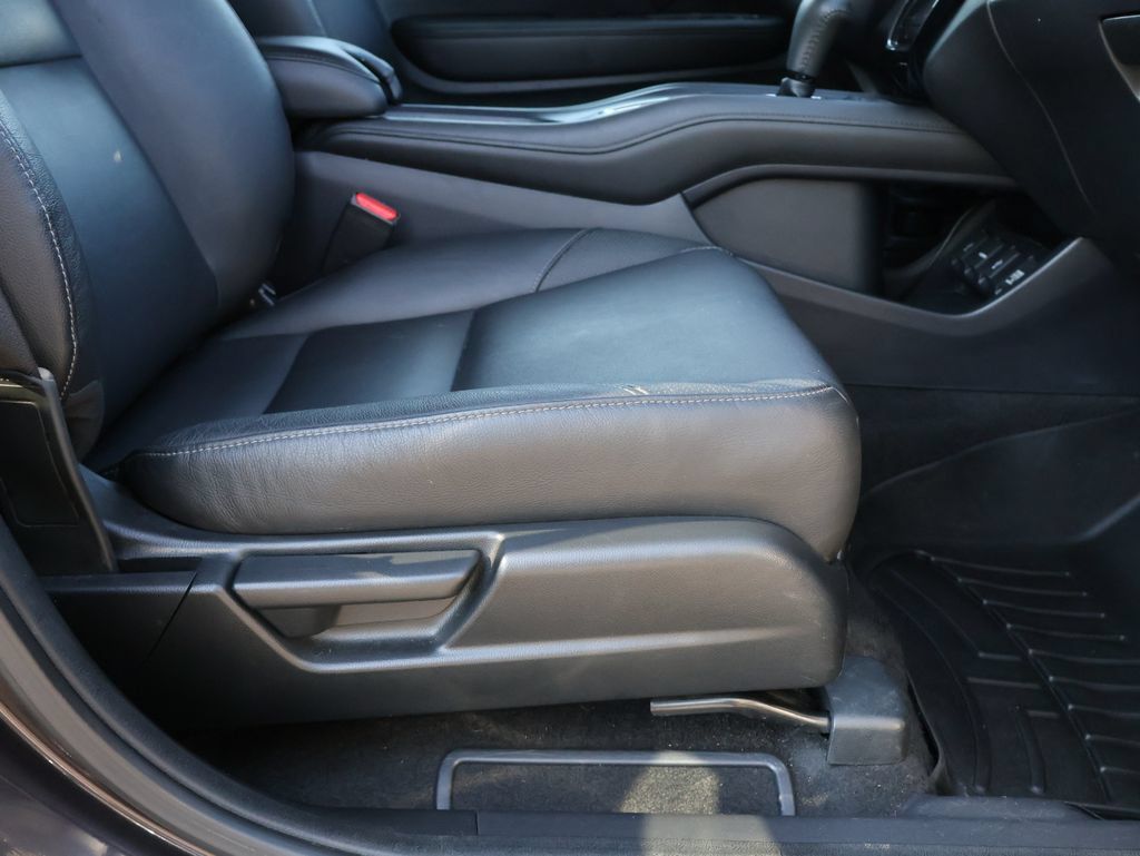 Used 2017 Honda HR-V EX-L image 10
