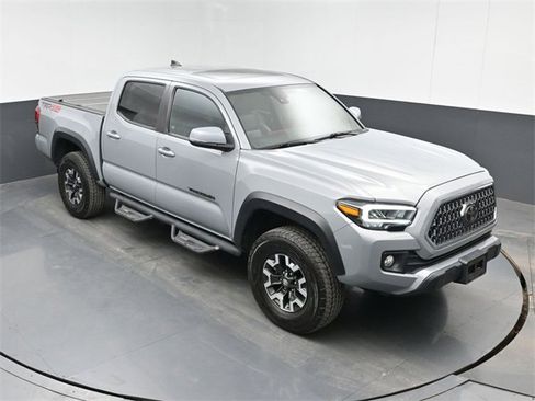 Used 2019 Toyota Tacoma TRD Off-Road image 35