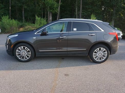 Used 2017 Cadillac XT5 Premium Luxury FWD image 16
