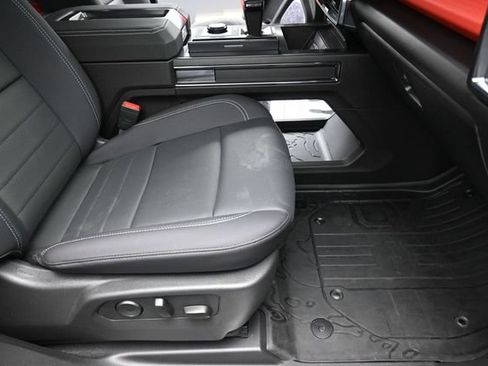 Used 2026 GMC Hummer EV 4x4 Crew Cab w/ Carbon Fiber Edition Package image 27