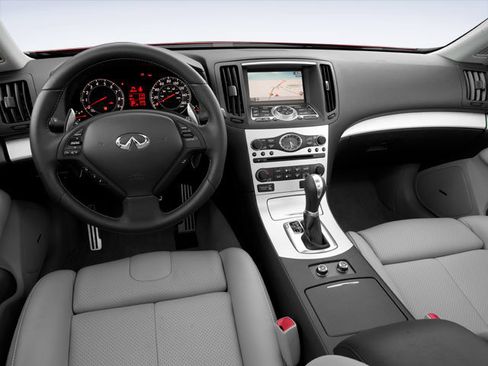 Used 2009 INFINITI G37 x Sedan w/ Premium Pkg AWD/4WD image 4