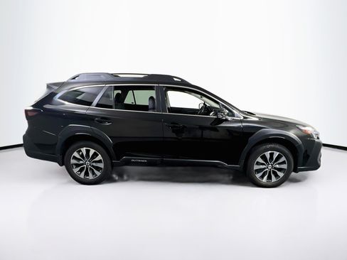 Used 2023 Subaru Outback Limited AWD/4WD image 4