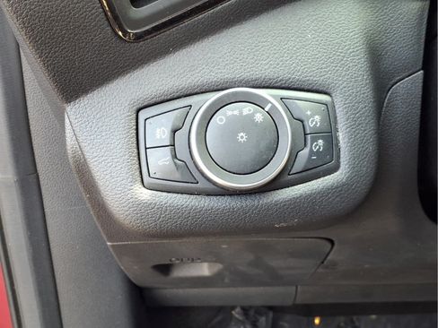 Used 2018 Ford Escape SEL FWD image 18